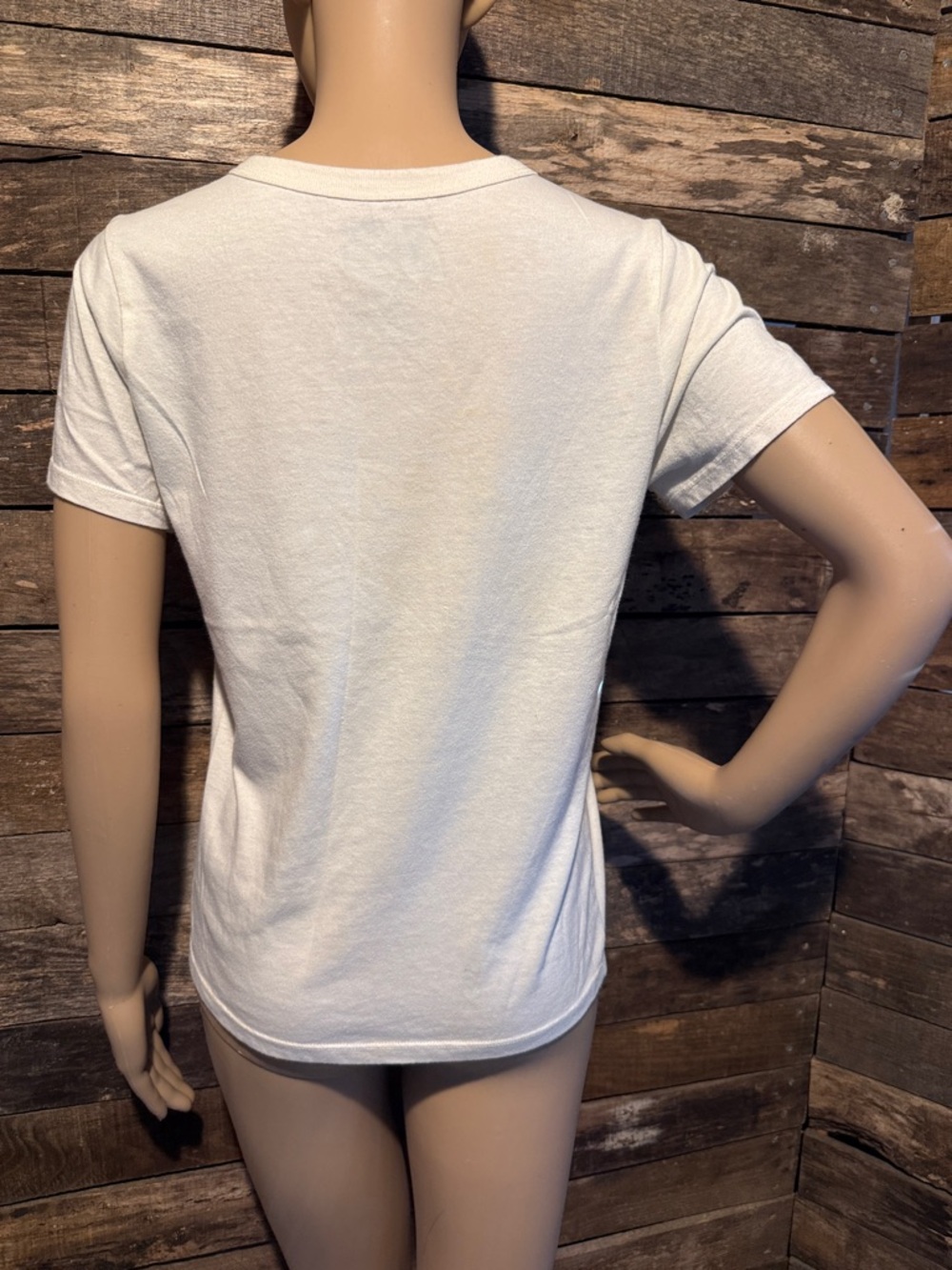 💰BOGO FREE MTV Floral Logo T Shirt Top - Picture 3 of 5